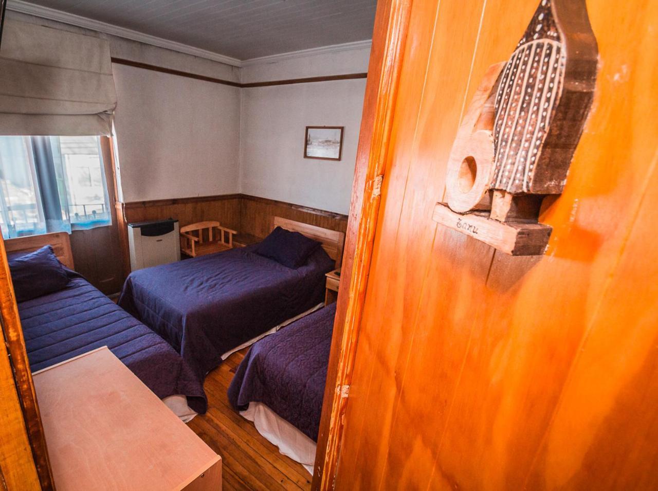 Hostal Chalet Las Violetas Punta Arenas Exterior foto